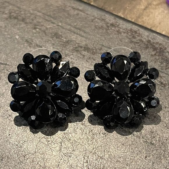 Vintage Acrylic Black Rhinestone Japanned Back Pierced Earrings Disc Back - Picture 5 of 6